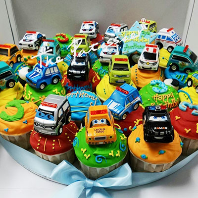 cars cupcake design